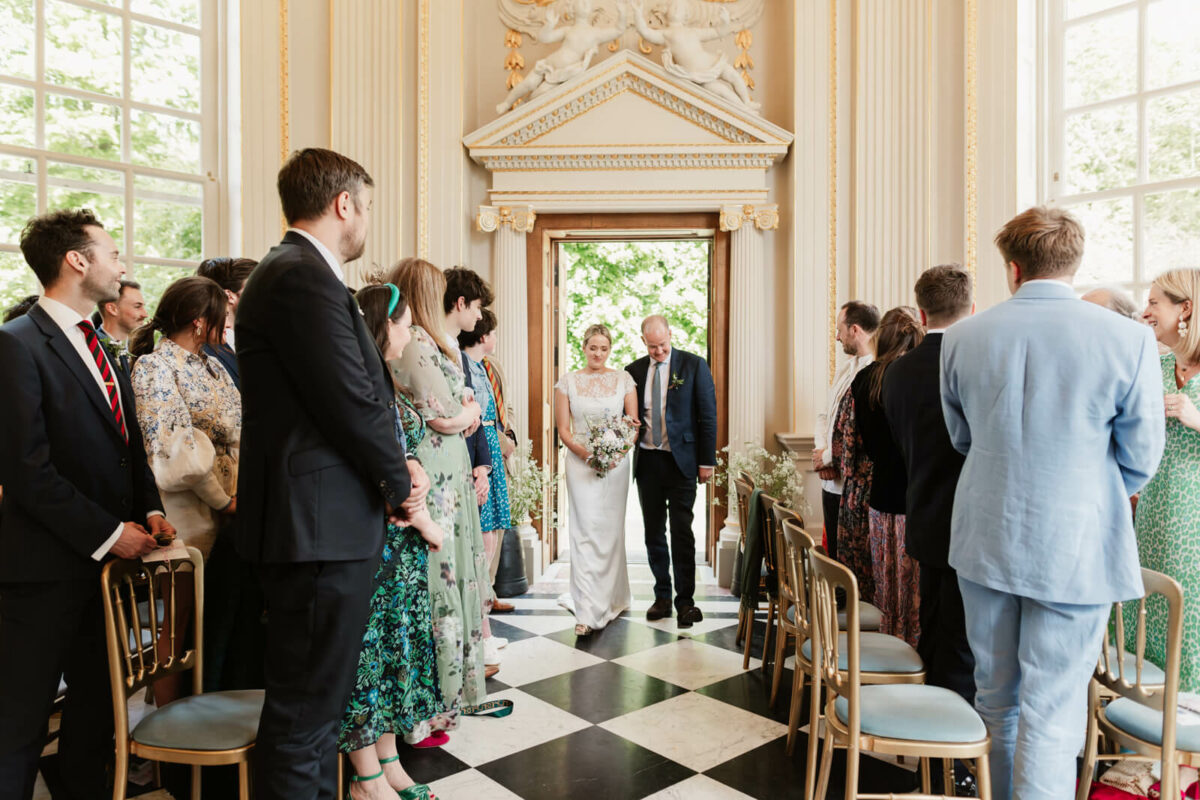 bride arriving with her dad at Orleans house gallery wedding Twickenham