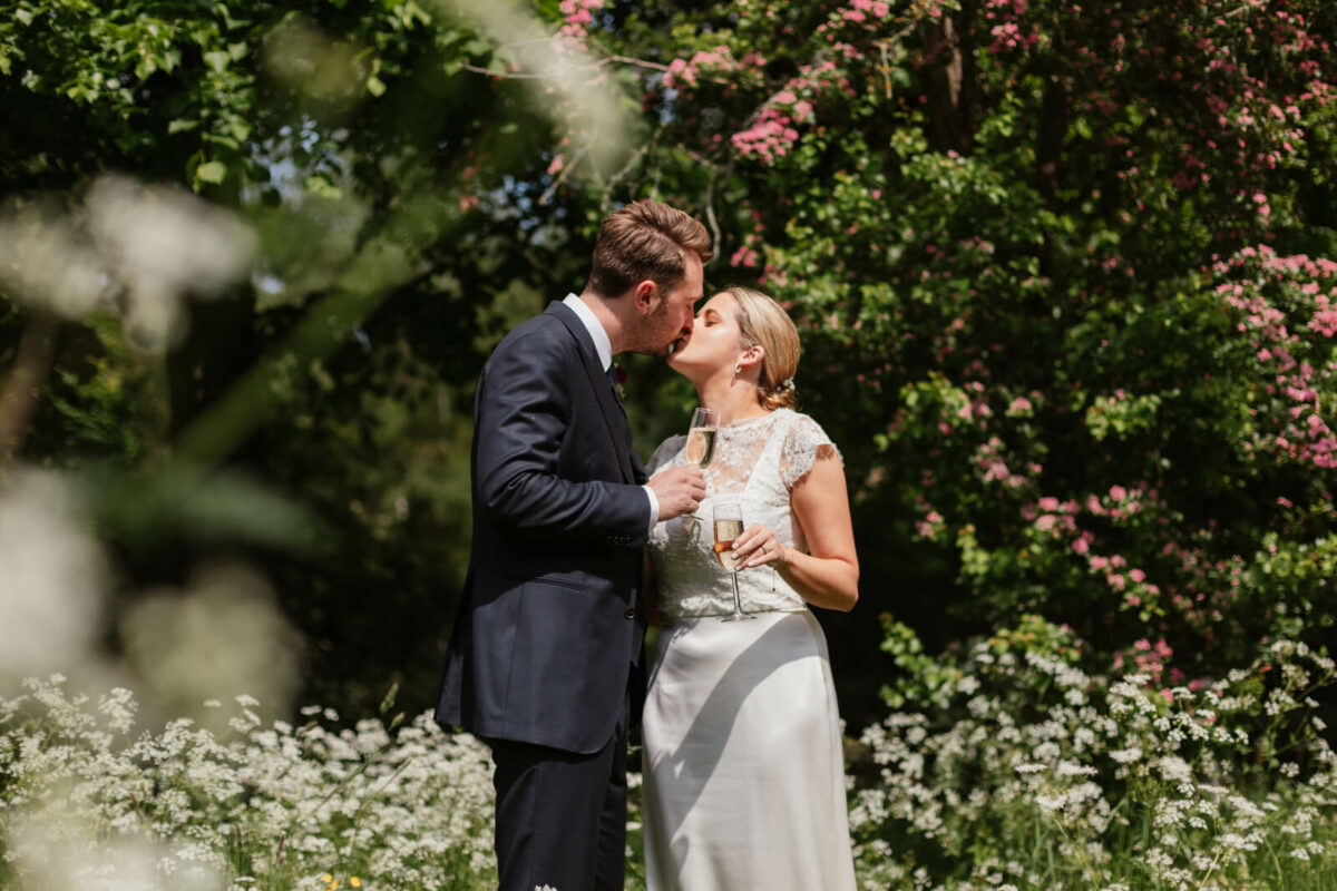 bride and groom at Orleans house gallery Twickenham