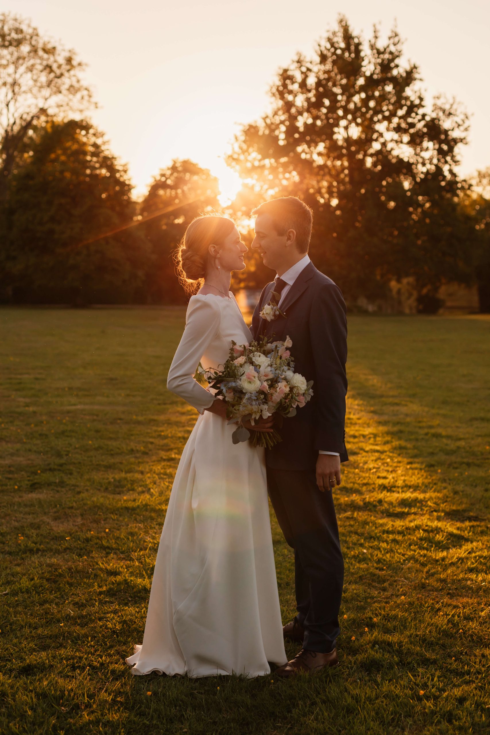 bride and groom in golden hour portraits at Chiddingstone castle