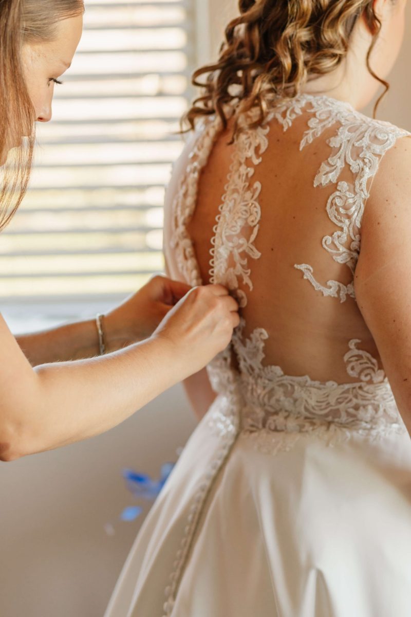 bridal prep at cider mill barn Warwickshire wedding venue