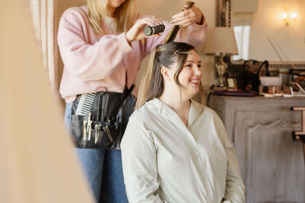 bridal prep at cider mill barn Warwickshire wedding venue