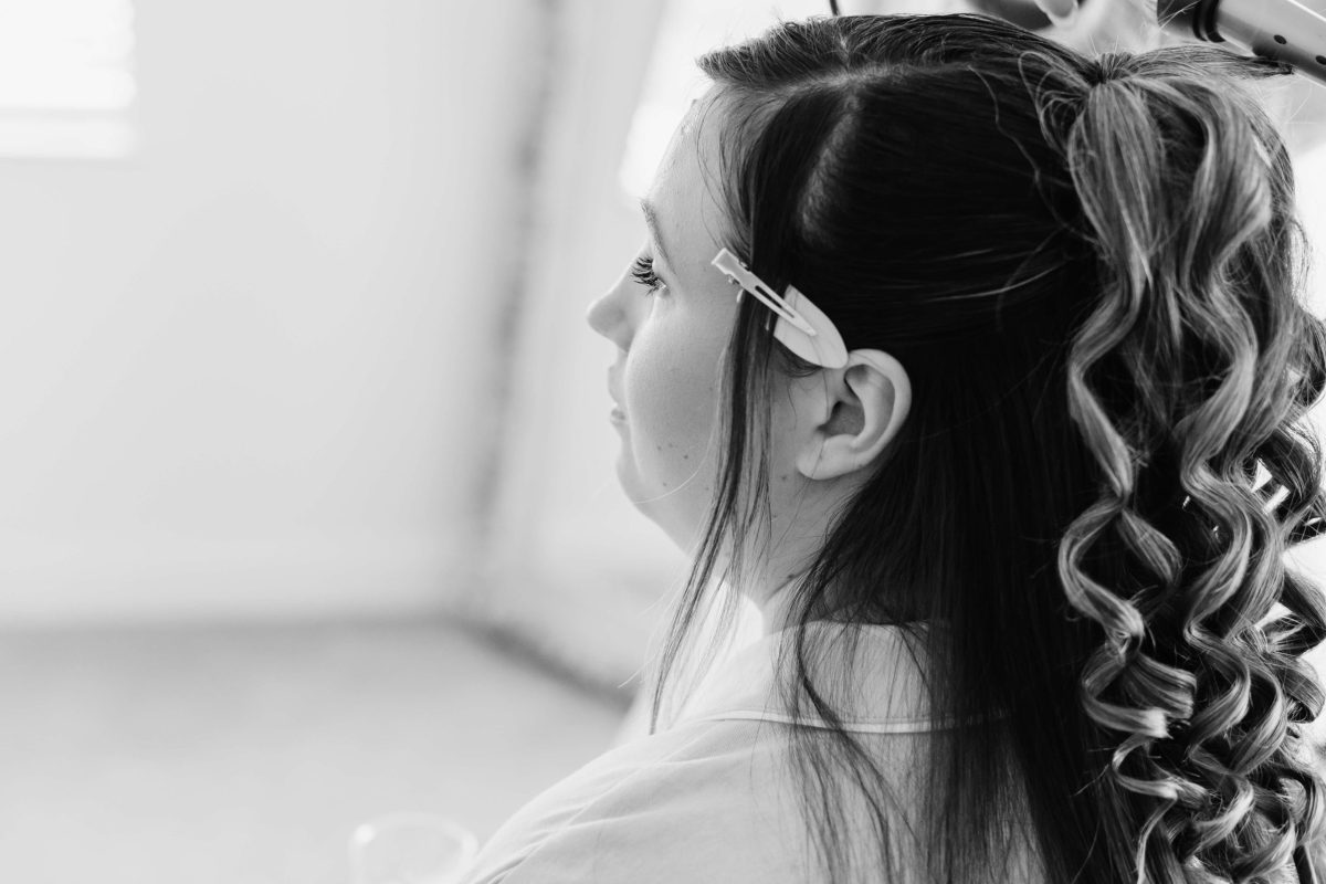 bridal prep at cider mill barn Warwickshire wedding venue