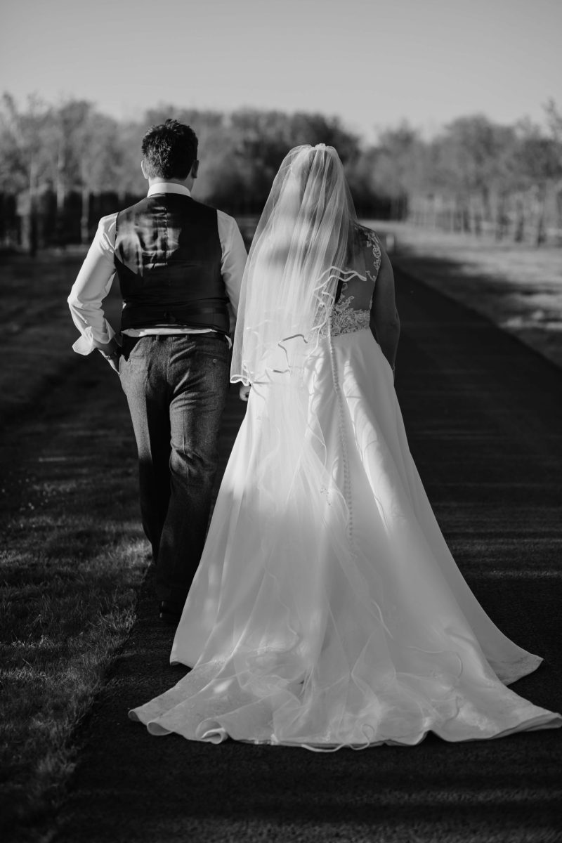 golden hour couples portraits at cider mill barn warwickshire wedding venue